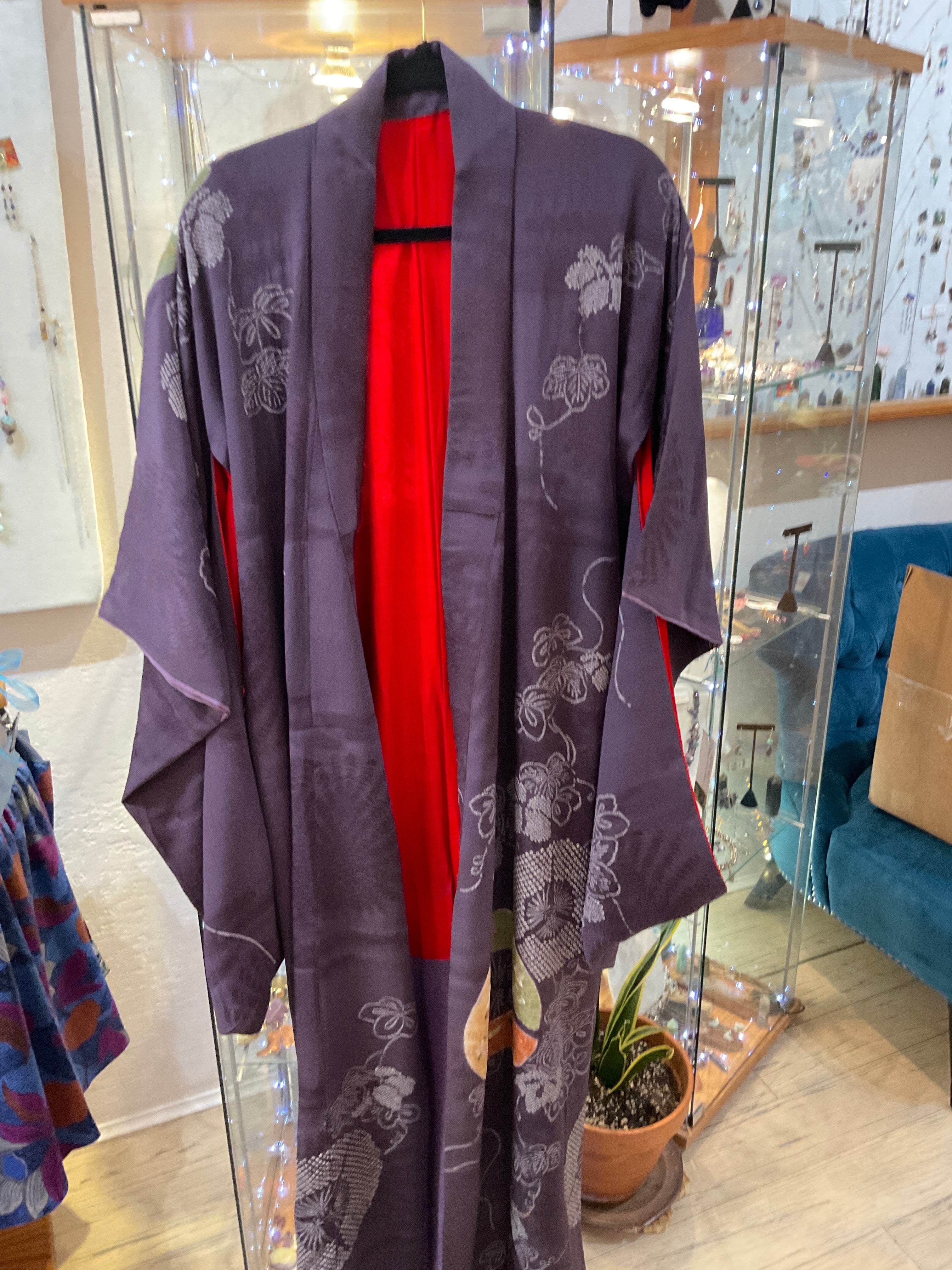 307 long purple and red kimono