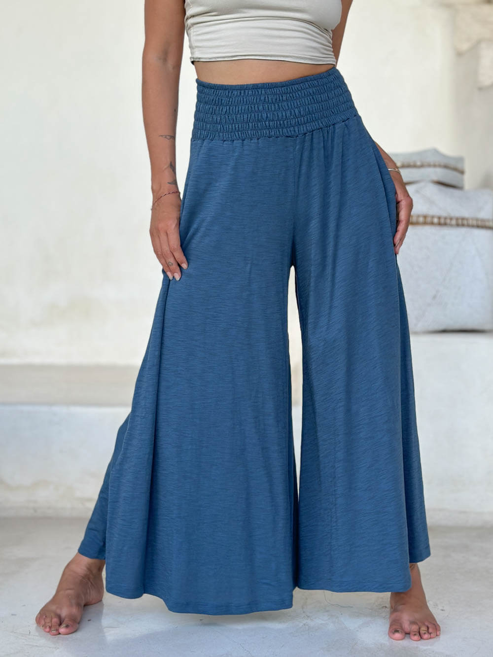 CU Wide Leg Flow Pants