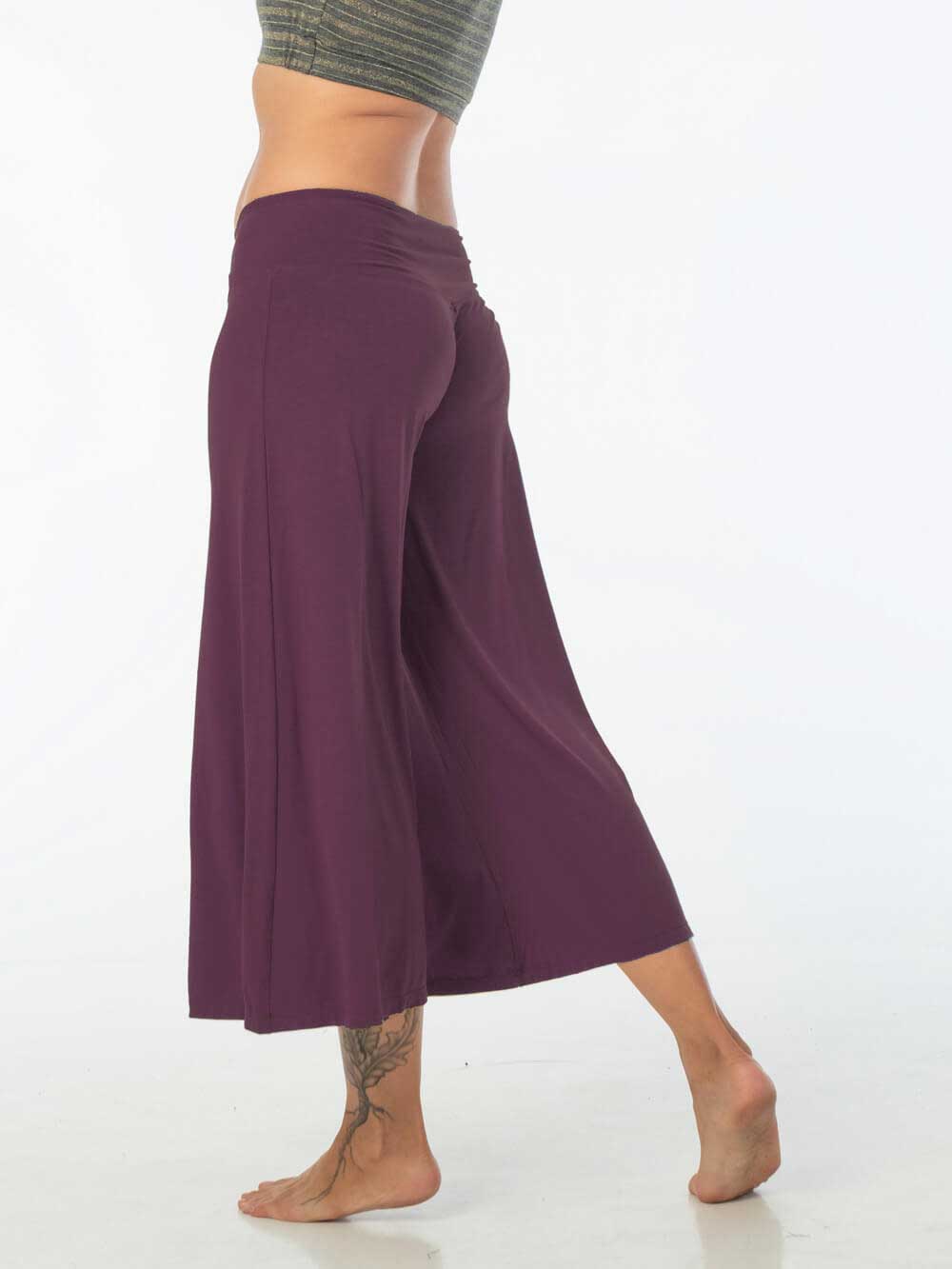 CU Cropped Flare Pants